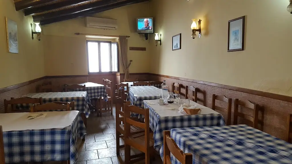 Casa de Pasto A Taberna ristorante a Minas de São Domingos