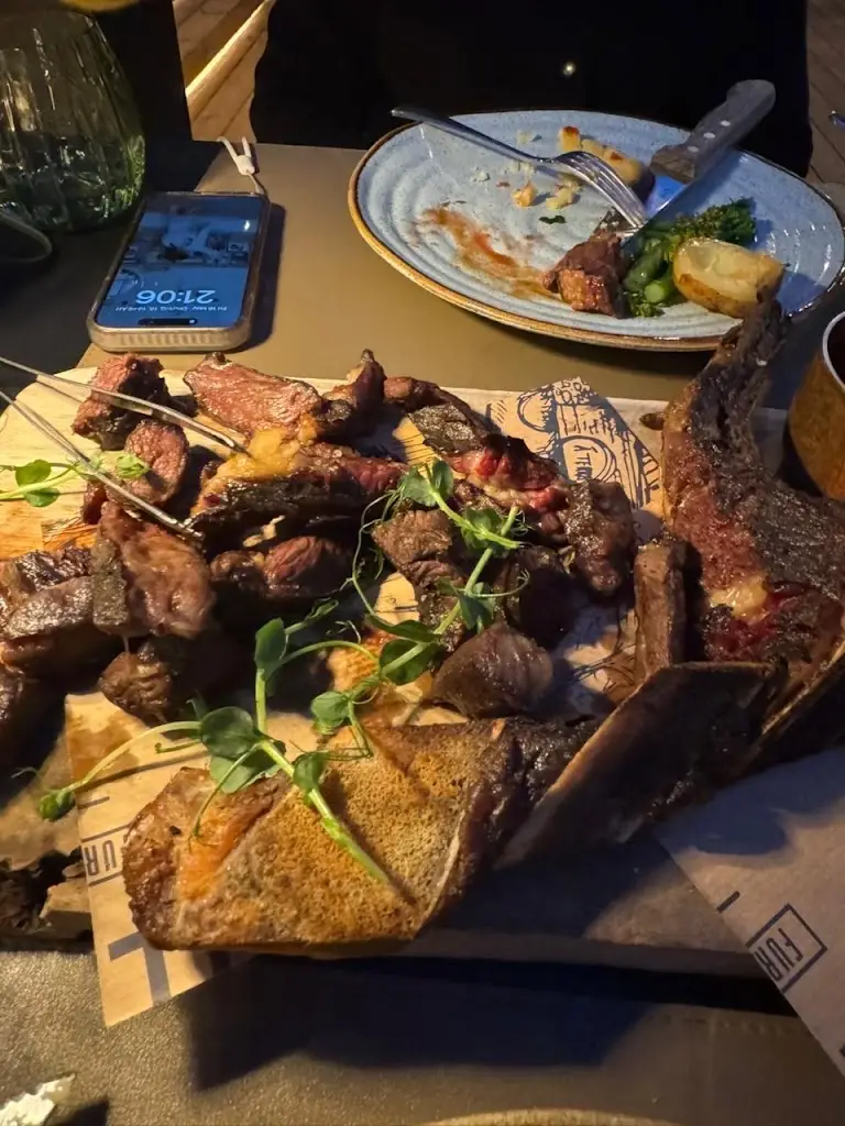 Bashayer Almenhali_À Terra Furnas_Furnas_recensione