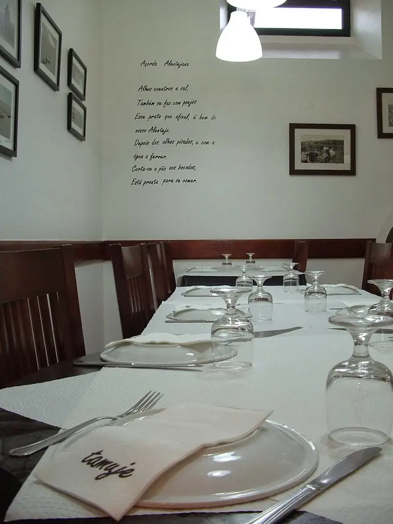 Tamuje ristorante a Minas de São Domingos