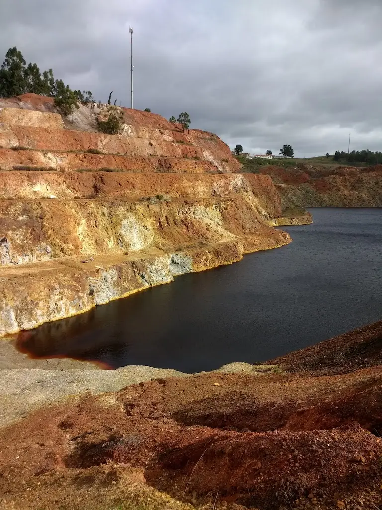 Helen Myhill_Minas de São Domingos_Minas de São Domingos_recensione