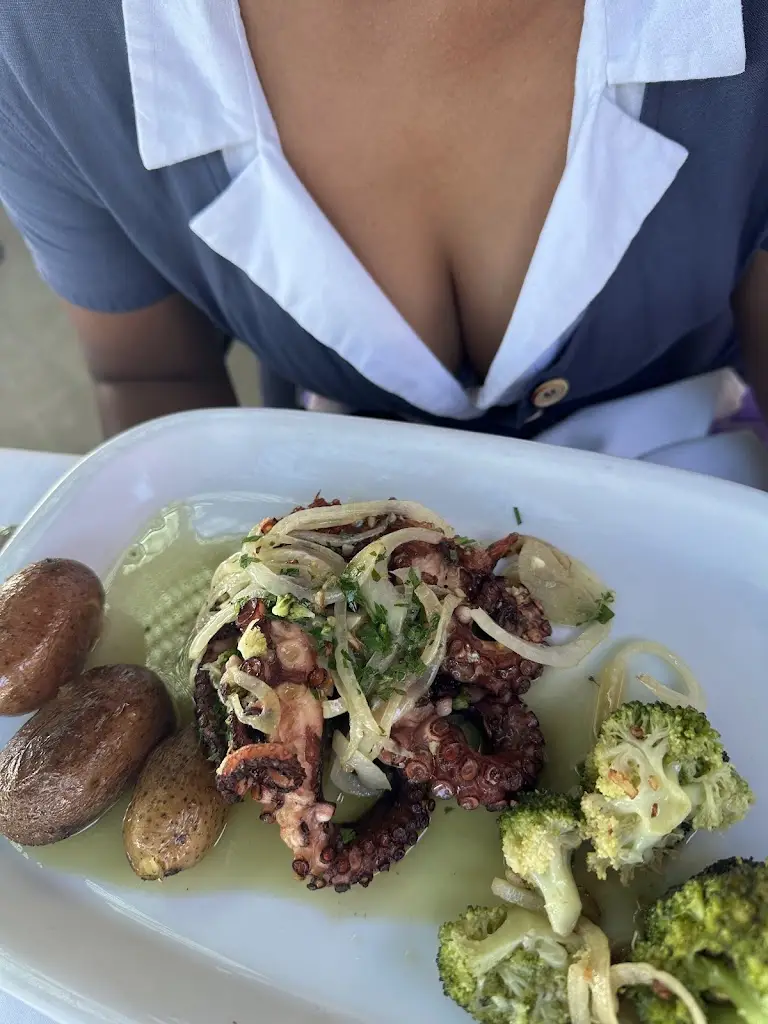 Sholenny Ferreira_Furnas do Guincho_Furnas_recensione