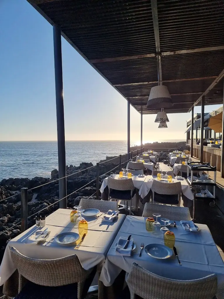 Furnas do Guincho_Furnas_slider_image_3