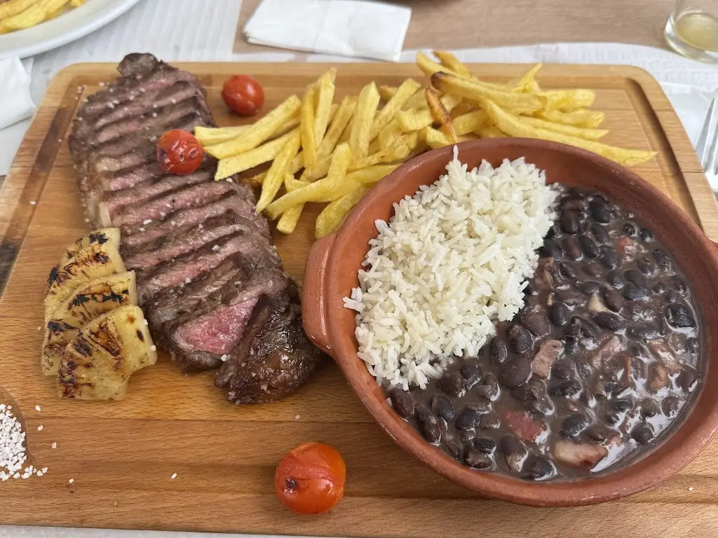 Muralha_Mértola_slider_image_3