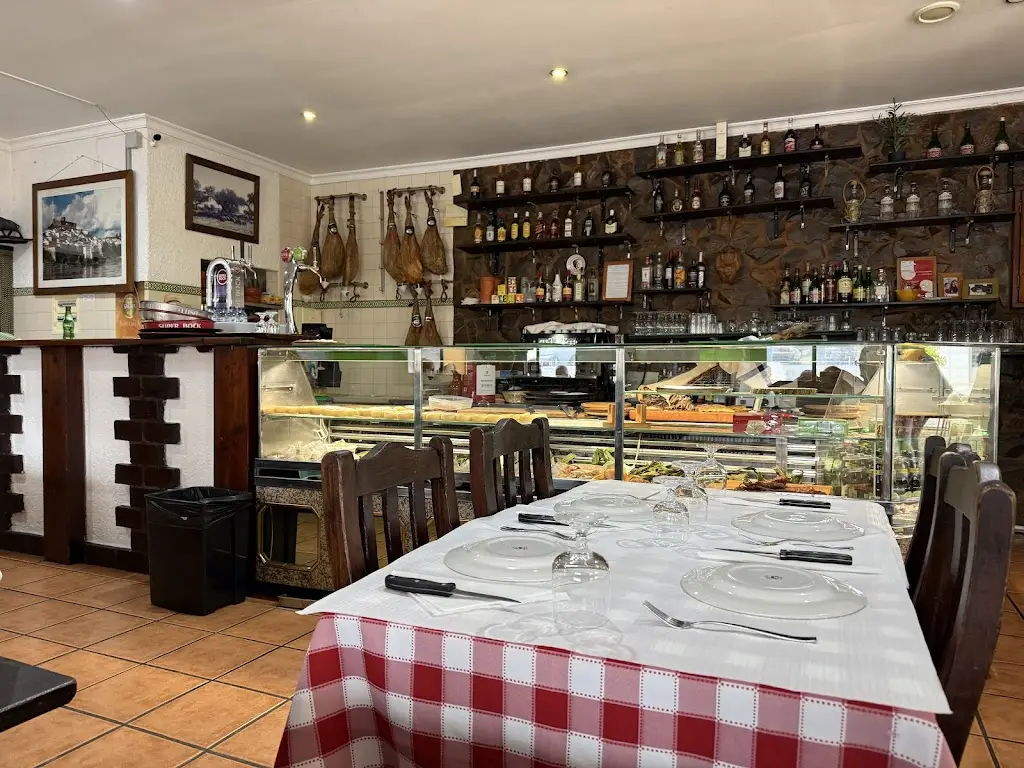 Restaurante o Esquina ristorante a Mértola