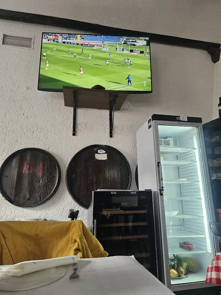 Dan Goldiner_Restaurante Adega do Monte Velho_Ourique_recensione