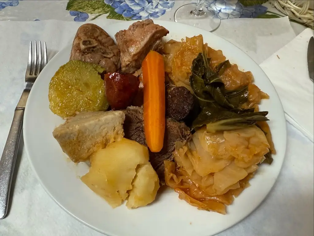 Restaurante Cidade De Berlim_Fajã de Baixo_slider_image_3