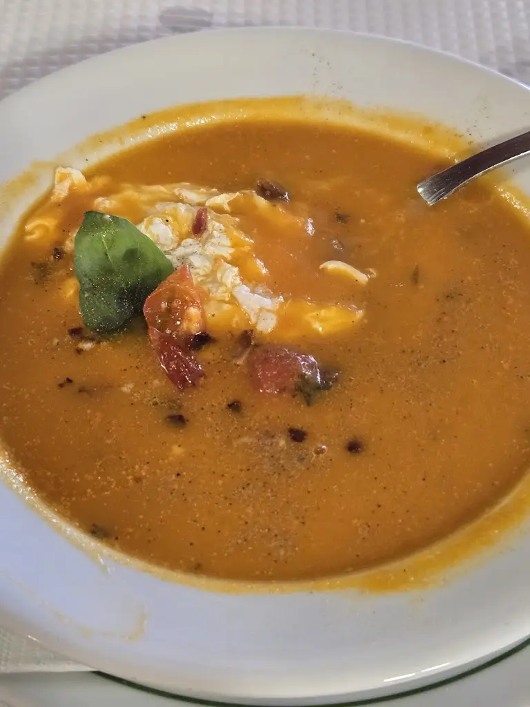 Zehra Khoja_Restaurante o Lobo_Ourique_recensione