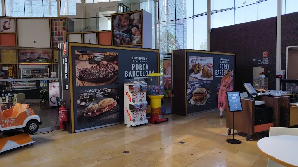 Borja Gracia_Medas Porta de Barcelona-Sud_Castellbisbal_review