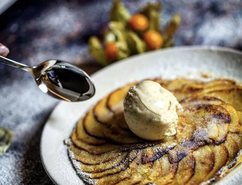 Carlos HP_Restaurant New York_Castellbisbal_review