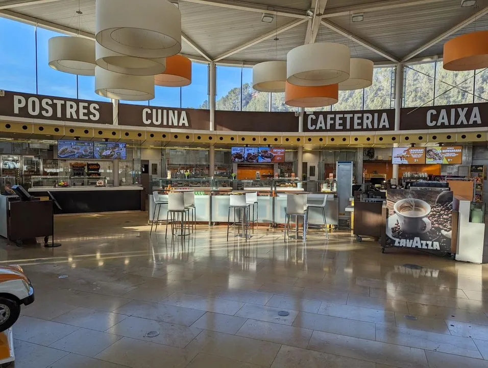 Àrea de Servei Porta de Barcelona - Dir. Tarragona Restaurant in Castellbisbal