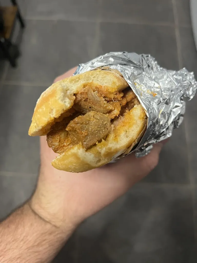 Joan Alvarez Lara_Bar El Casal_Castellbisbal_recensione