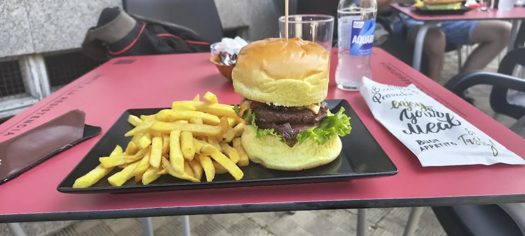 Marcos Vazquez Muñoz_The Grill Master Burger_Ortigueira_review