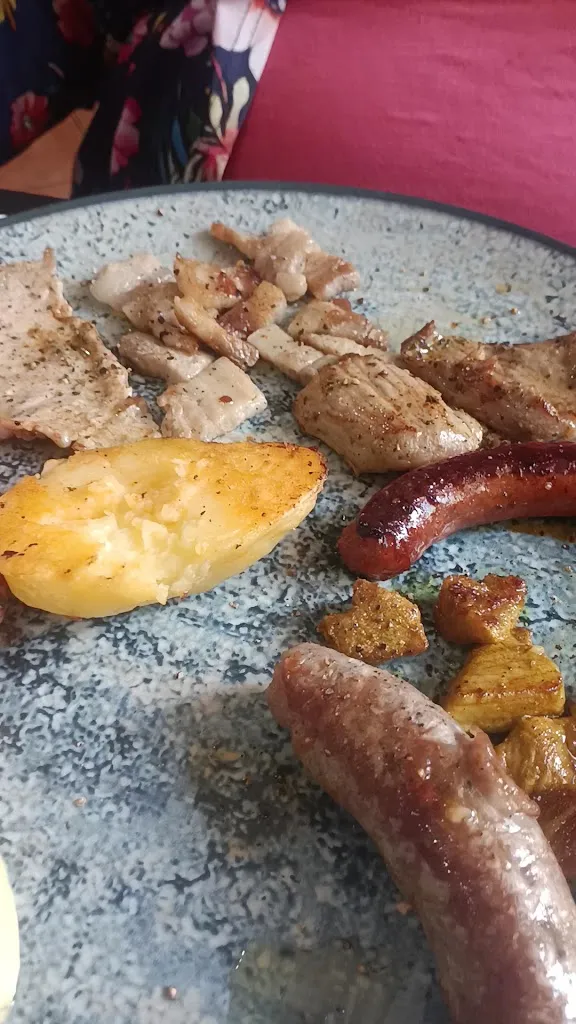 LOREN DYSON_Castellar del Vallès_slider_image_2