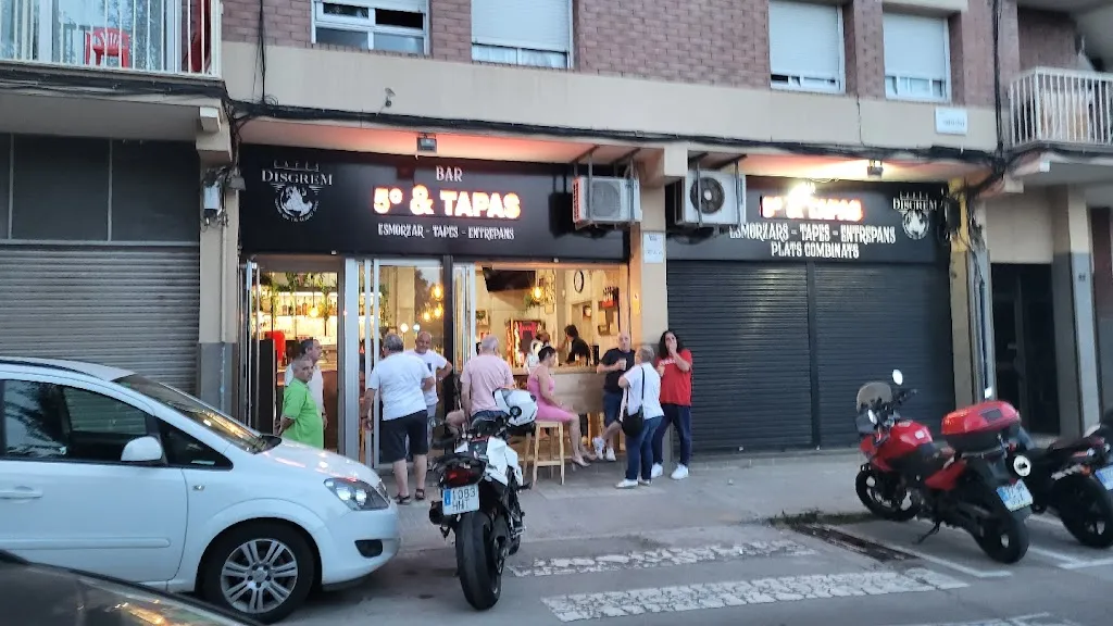 Bar 5° & Tapas restaurant in Castellar del Vallès