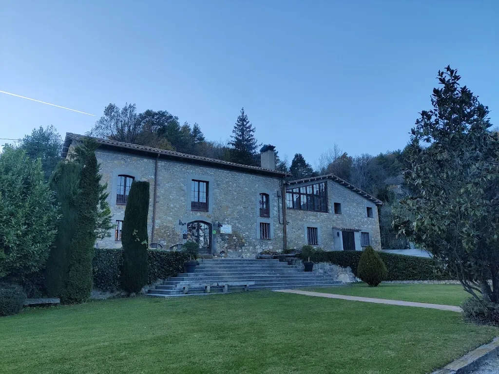 Инна Лагай_Estany Clar_Cercs_review