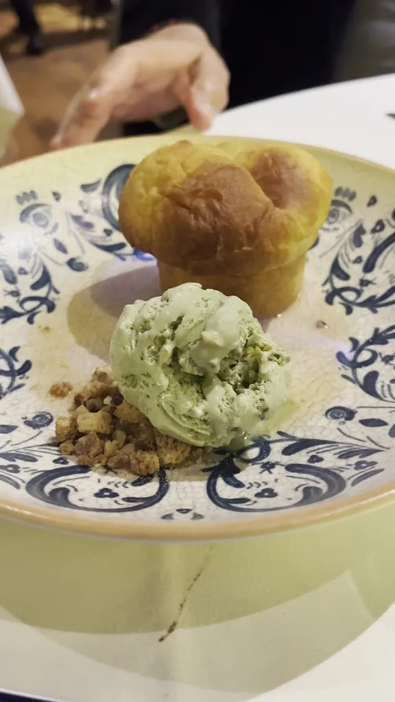 Ilona B_Las Botas_Castelldefels_review