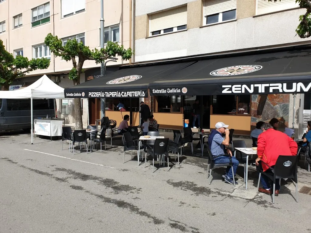 Zentrum restaurant in Ordes