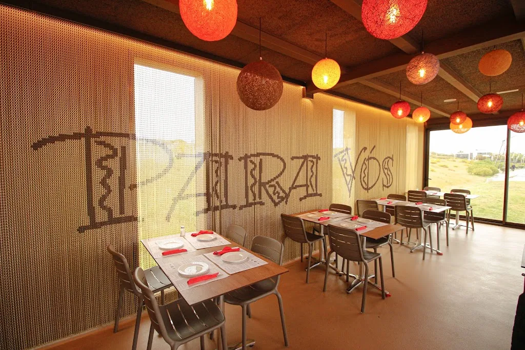 Para Vós by Mira Vós ristorante a Castelldefels