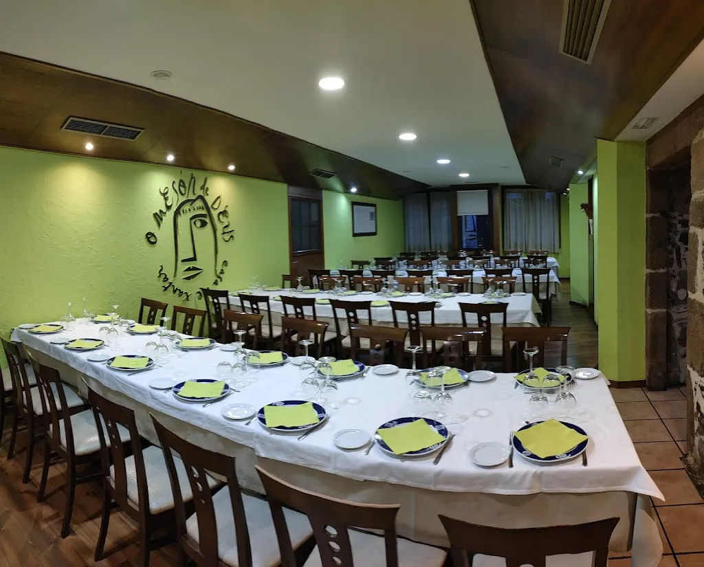 O Mesón de Deus - Casa de Xantar_Ordes_slider_image_1