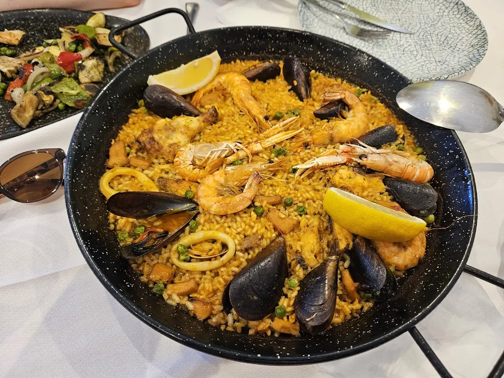 Casa Gallega Restaurante &Tapas _Castelldefels_slider_image_3