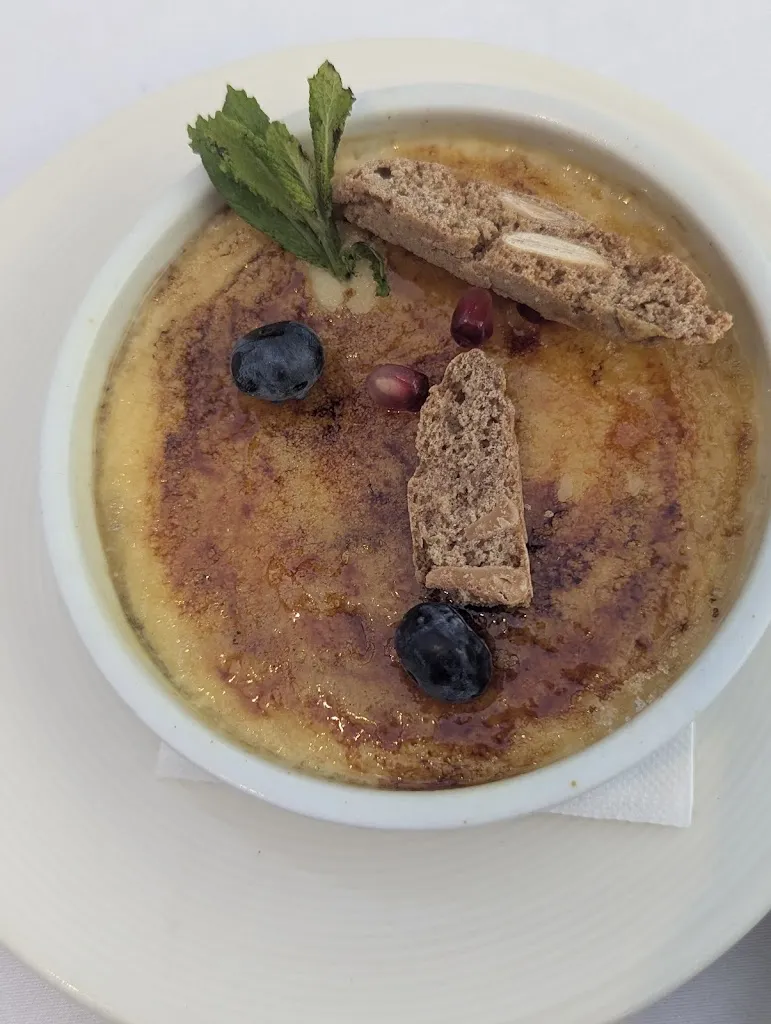 Allan Santiago_La Toja_Castelldefels_review