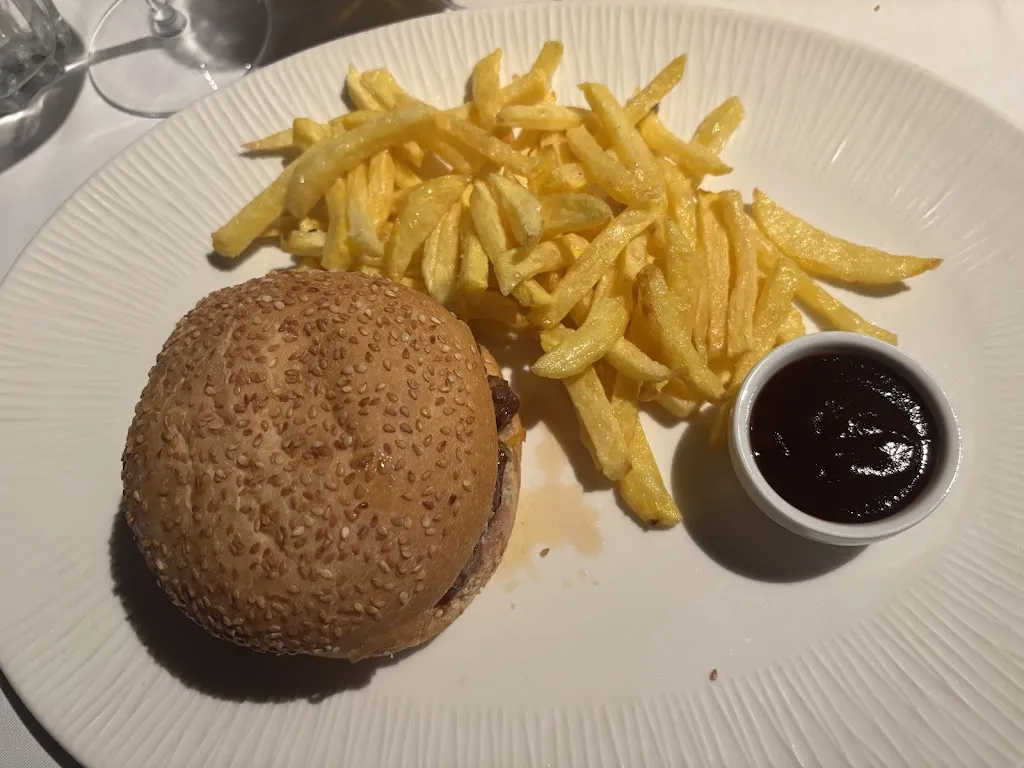 Svetlana Dynin_La Toja_Castelldefels_review