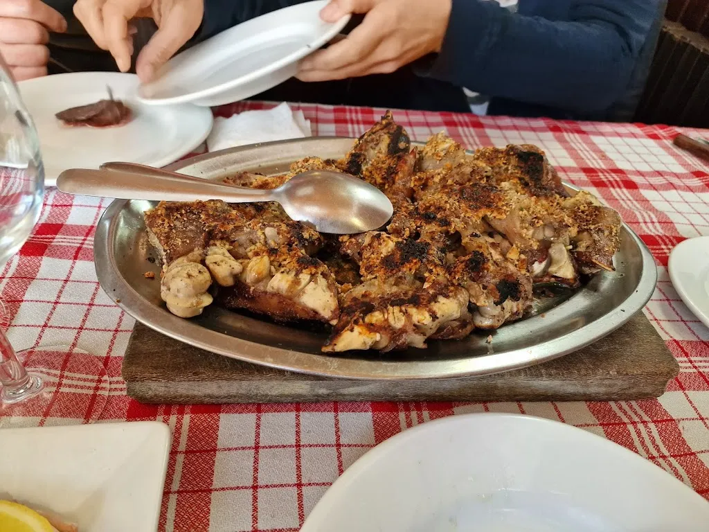 Mathew Smith_Can Forner_Collsuspina_review