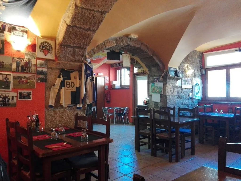 Els Tres Roures restaurant in Collsuspina