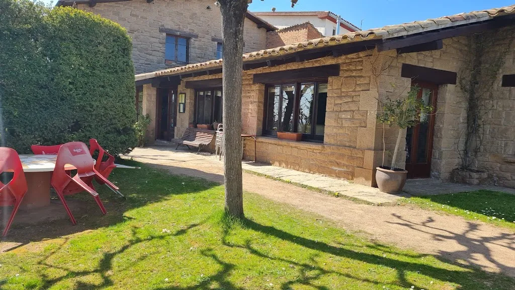 El Toll Restaurant - Motel_Collsuspina_slider_image_1