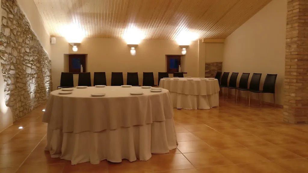 Restaurant Mas Floriac_Collsuspina_slider_image_1