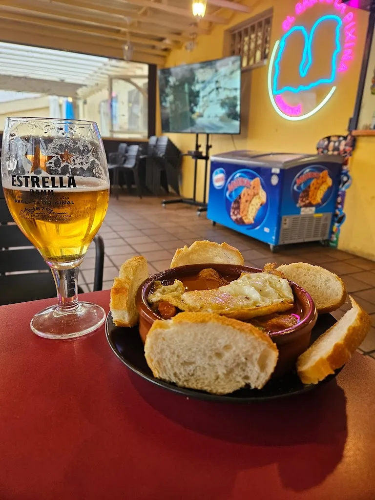 EL BAR DE LA PIXINA_Collbató_slider_image_2