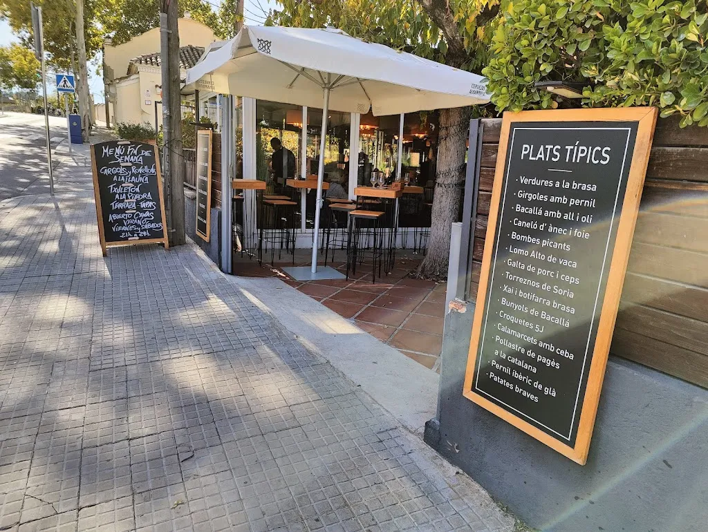 Cesc_Masia Tito Carlos_Cerdanyola del Vallès_review