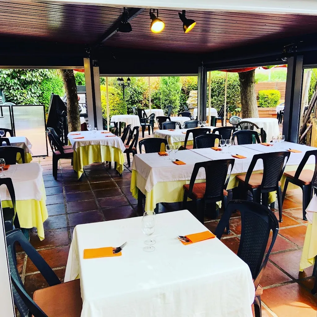 Masia Tito Carlos restaurant in Cerdanyola del Vallès