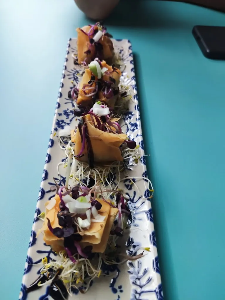 Isthar Saldaña Torio_La Encantadora_Cerdanyola del Vallès_review