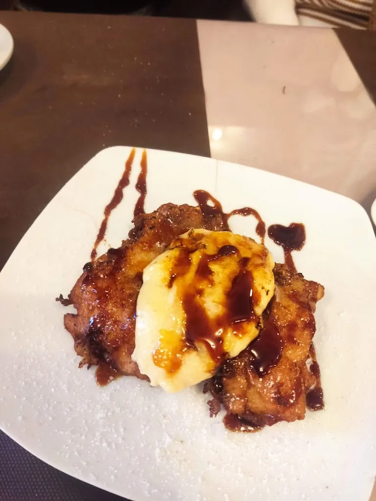 MONIKA RUEDA_The Garrison - Sociedad Recreativa_Cervelló_review