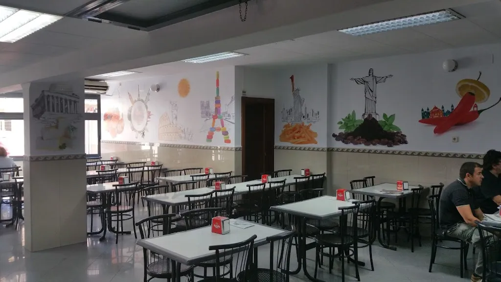 Movida restaurant in Crucoli