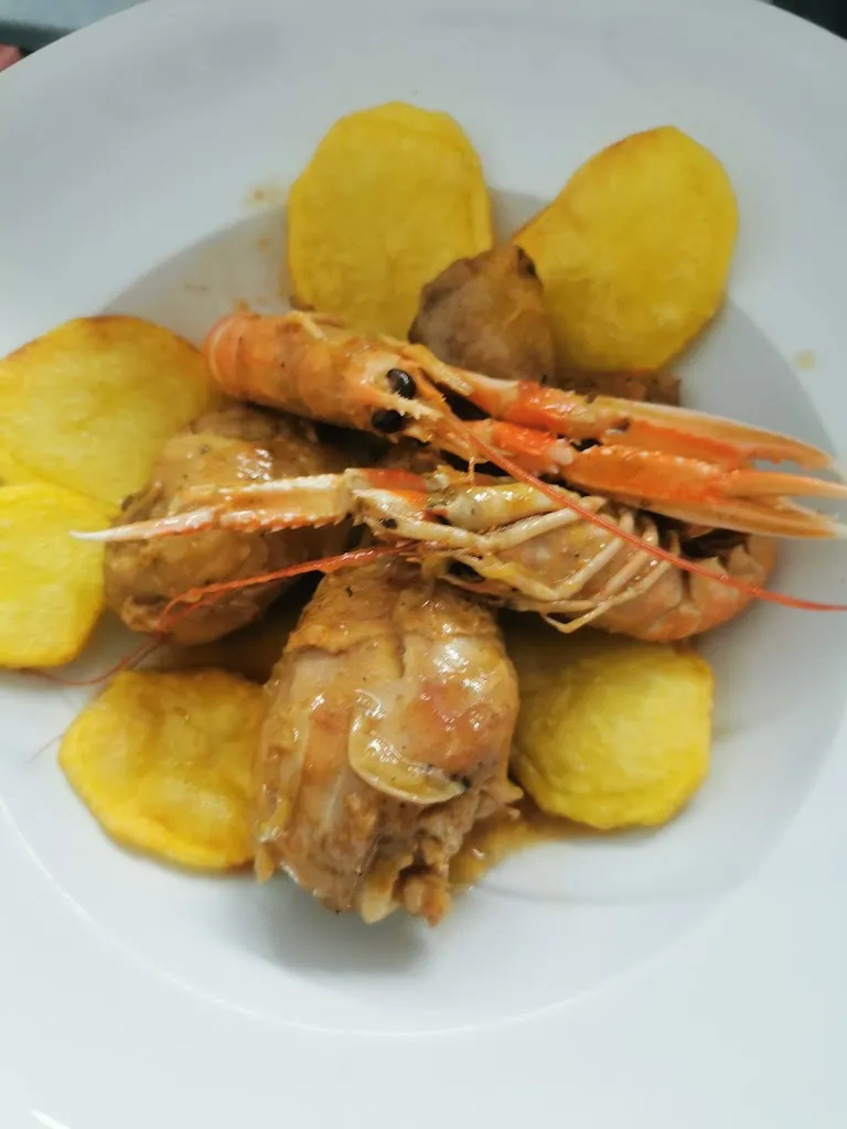 Bar Restaurant La Placeta restaurant in Corbera de Llobregat