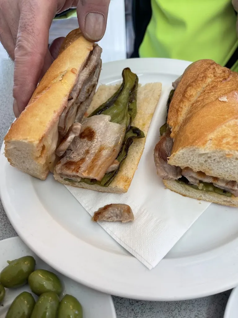 Bar Restaurant La Placeta_Corbera de Llobregat_slider_image_2