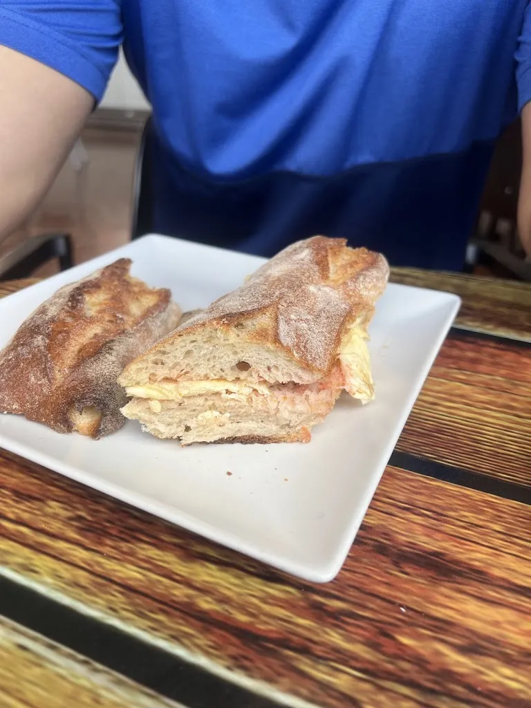 Verónica F._Sant Telm Cafè-Bar_Corbera de Llobregat_review