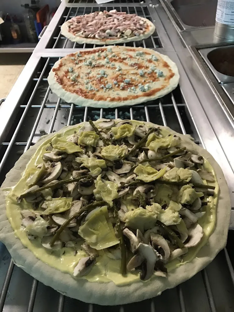 Pizza Sapri Corbera_Corbera de Llobregat_slider_image_3