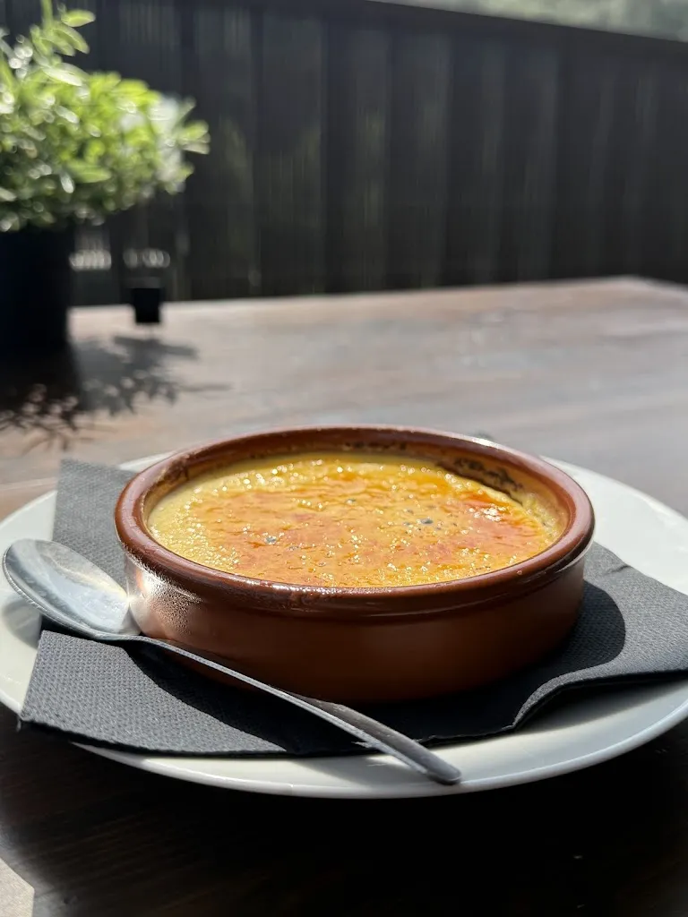 Oisin Lunny_Can Parral_Dosrius_review