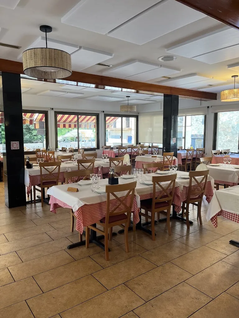 Restaurant Cal Víctor_Dosrius_slider_image_1