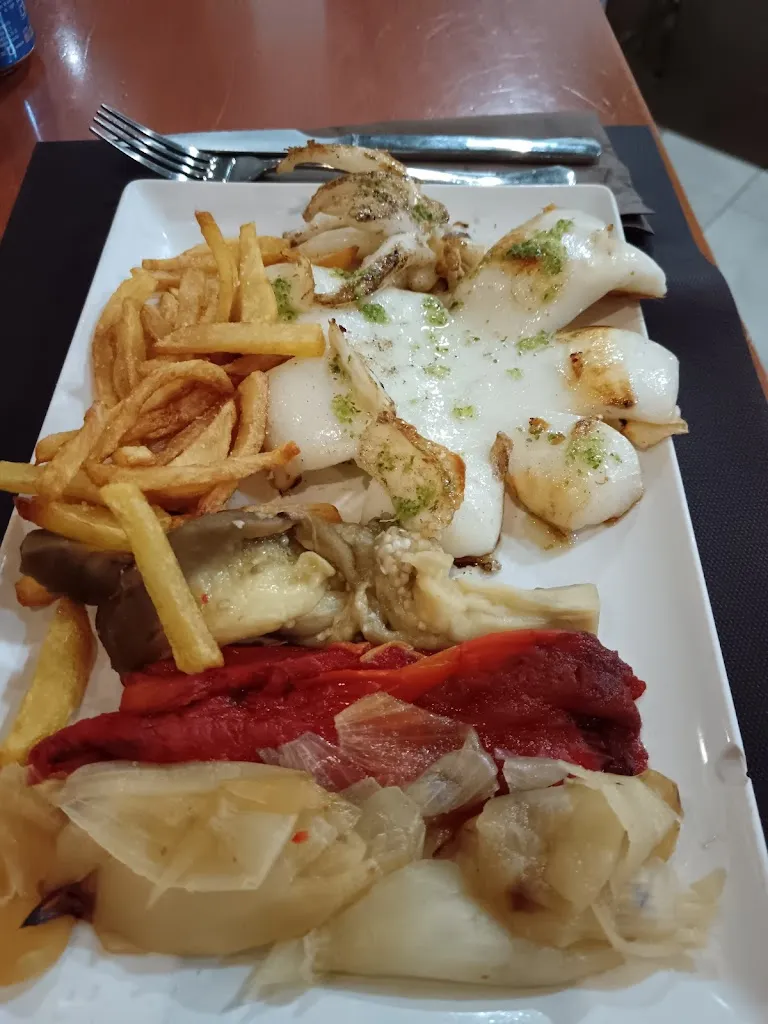 merche arrufat prieto_Bar El Nou Cau_Figaró-Montmany_review