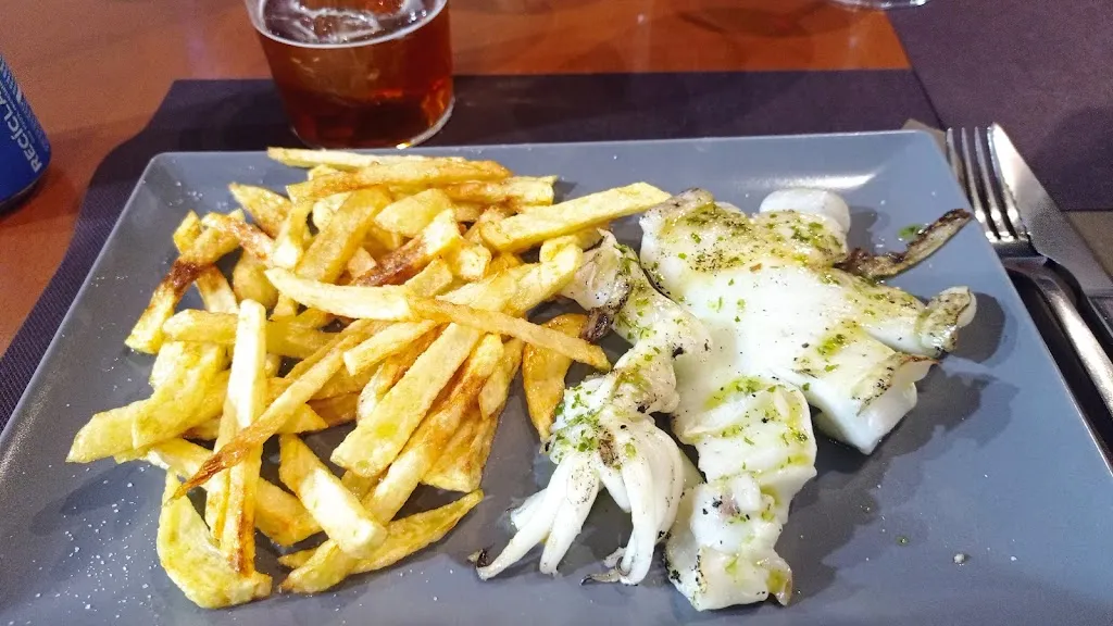 Imma GISPERT_Bar El Nou Cau_Figaró-Montmany_review