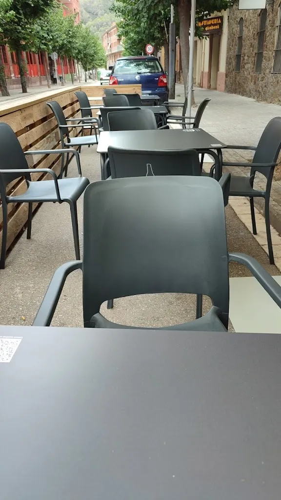 Людмила Зозуля_Bar Pep_Figaró-Montmany_review