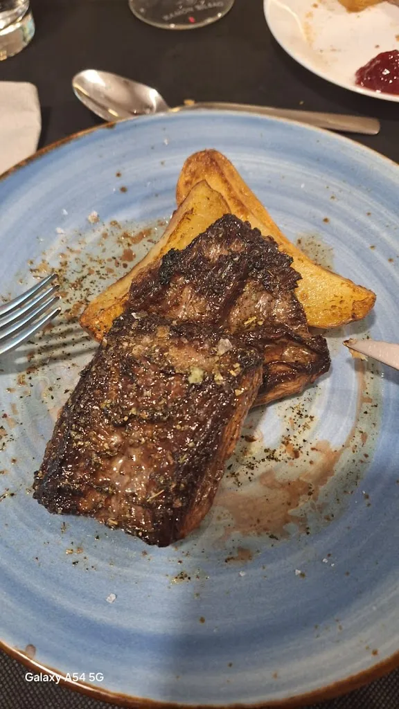 Joel G.H_Més de grandi_Cornellà de Llobregat_review