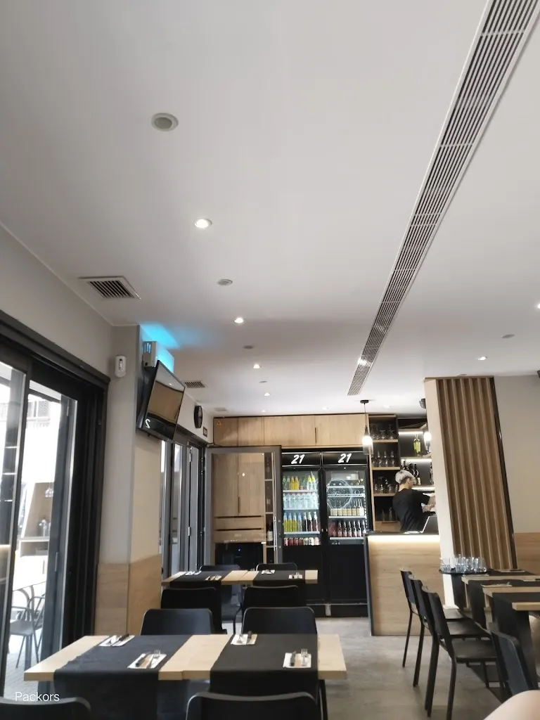 Francisco “Sisko” Morales_By Jarita_Cornellà de Llobregat_review