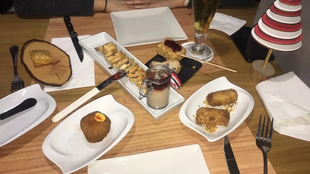 brahim chami_Los Arcos Gastro Bar LAB_Cornellà de Llobregat_review