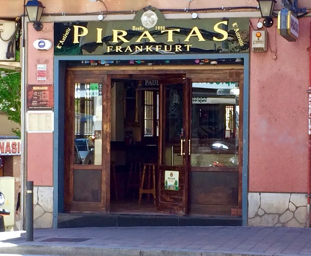 L'Autèntic Piratas Frankfurt restaurant in Cornellà de Llobregat