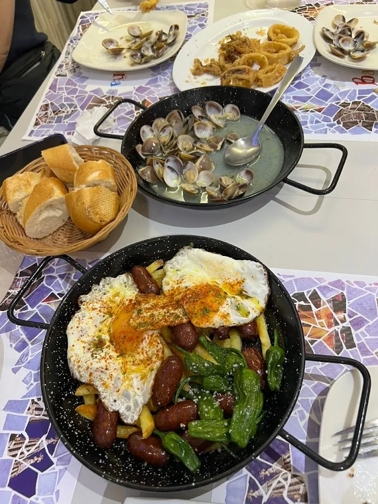 kj c_Dos Gardenias_Cornellà de Llobregat_review